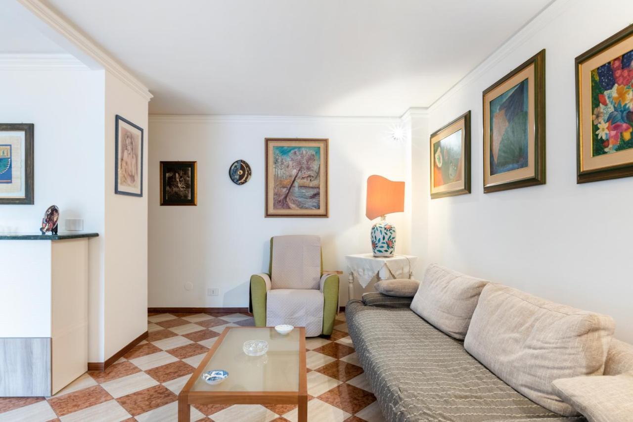 Via Etnea Cozy Apartment With Balcony CTA Exterior photo